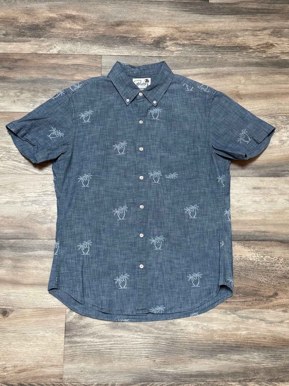 Bonobos Riviera Short Sleeve Button Up Shirt Men’s Medium Slim Fit Chambray Palm